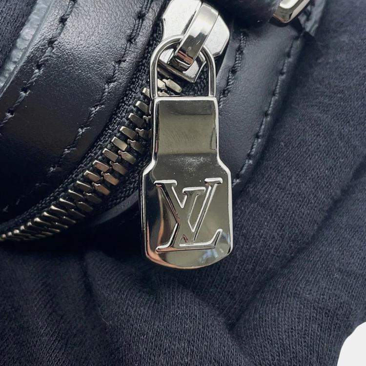 Pre Owned Louis Vuitton Trio Messenger Noir Monogram Eclipse Monogram Eclipse Reverse
