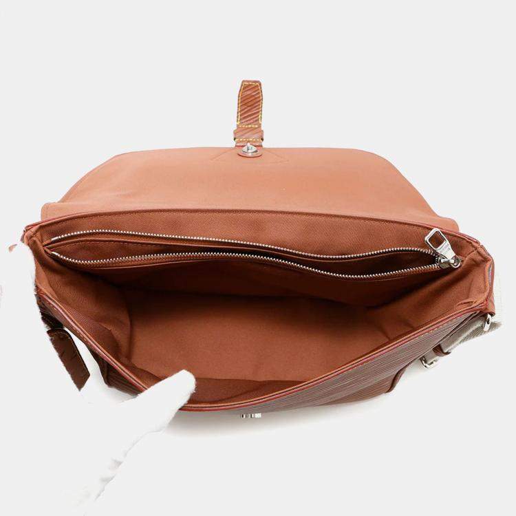 Pre Owned Louis Vuitton Montsouris Messenger Brown Epi XL Leather Messenger Bag