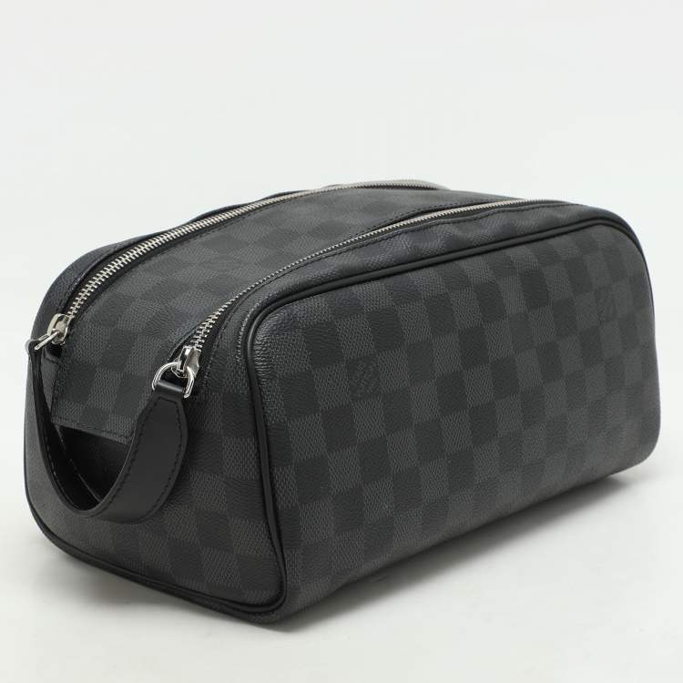 Pre Owned Louis Vuitton Damier Graphite Canvas Dopp Toiletry Pouch