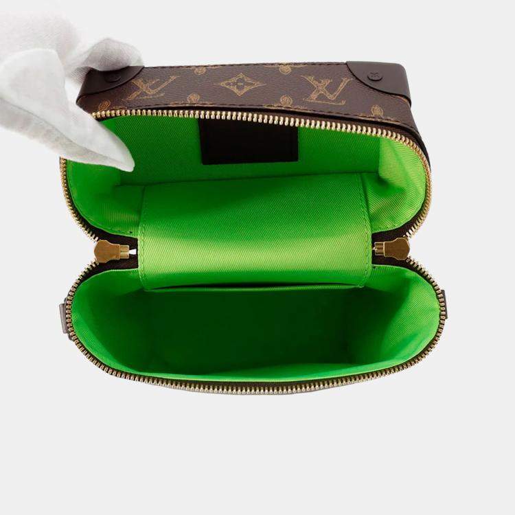 Pre Owned Louis Vuitton Vertical Box Trunk Greenm59664 Monogram