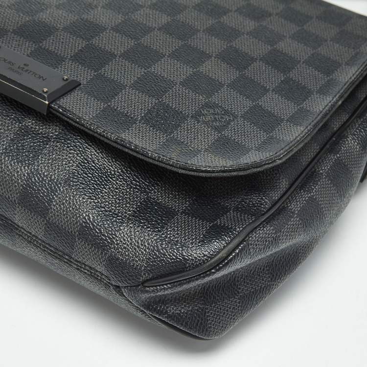 Pre Owned Louis Vuitton Damier Graphite Canvas District PM Bag
