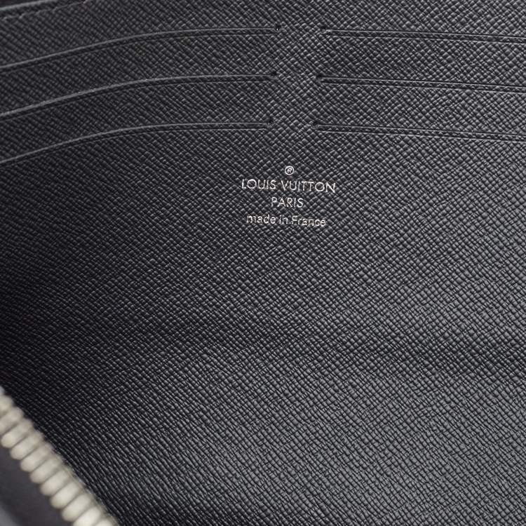 Pre Owned Louis Vuitton Black Epi Leather Pochette Homme Clutch Bag