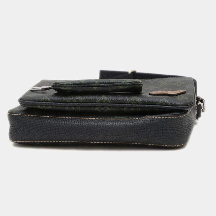 Pre Owned Louis Vuitton Trio Messenger Black Canvas Shoulder Bag
