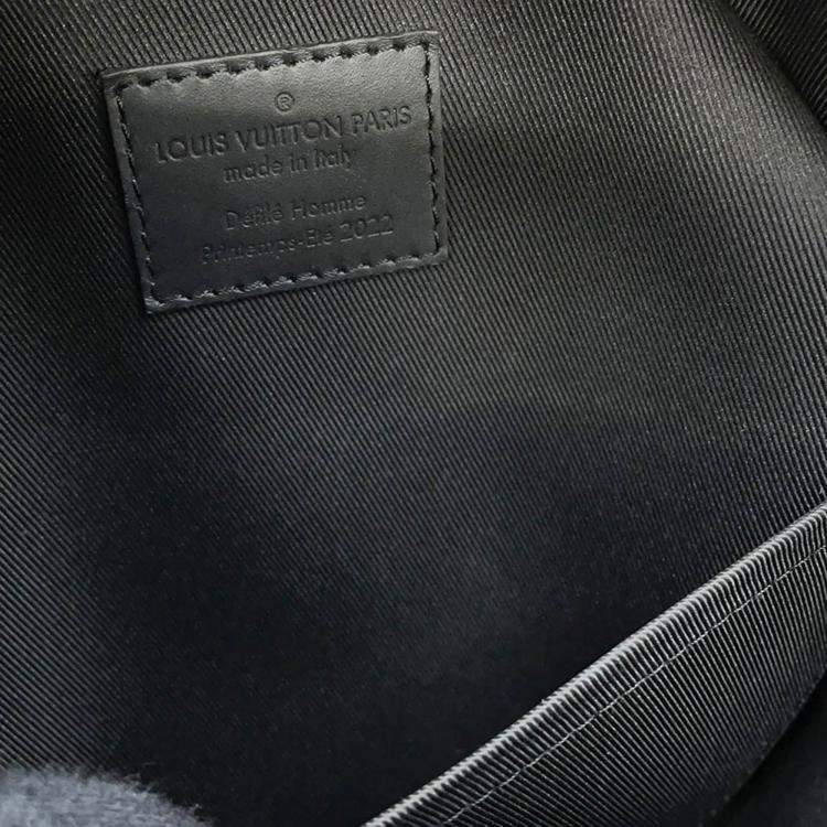 Pre Owned Louis Vuitton Wheel Box Noir Monogram