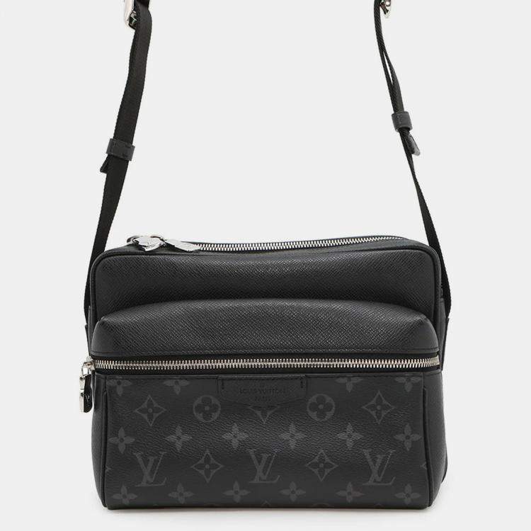 Pre Owned Louis Vuitton Outdoor Messenger Noir Taiga Leather Monogram Eclipse Size Pm