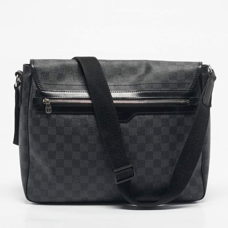 Pre Owned Louis Vuitton Damier Graphite Canvas Daniel GM Messenger Bag
