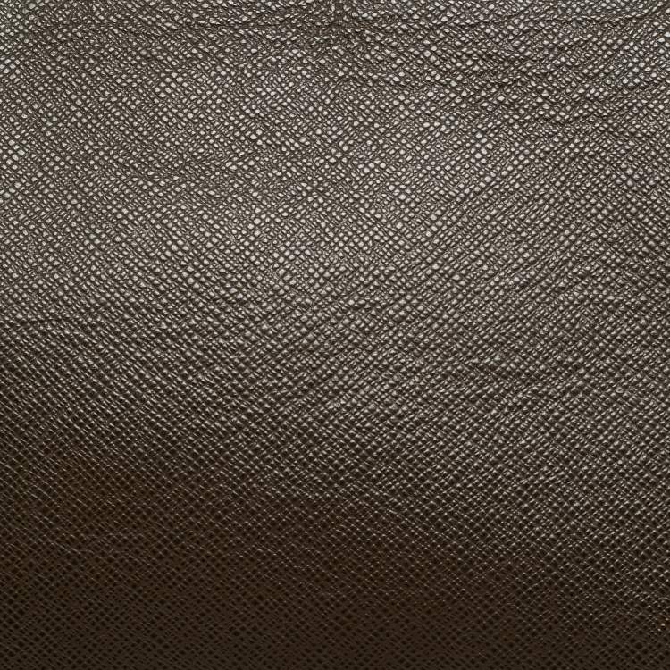 Pre Owned Louis Vuitton Grizzli Taiga Leather Andrei Messenger Bag