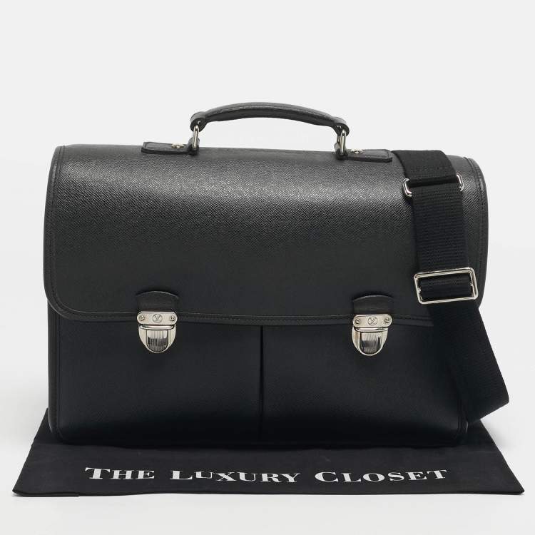Pre Owned Louis Vuitton Black Taiga Leather Alexei Messenger Bag