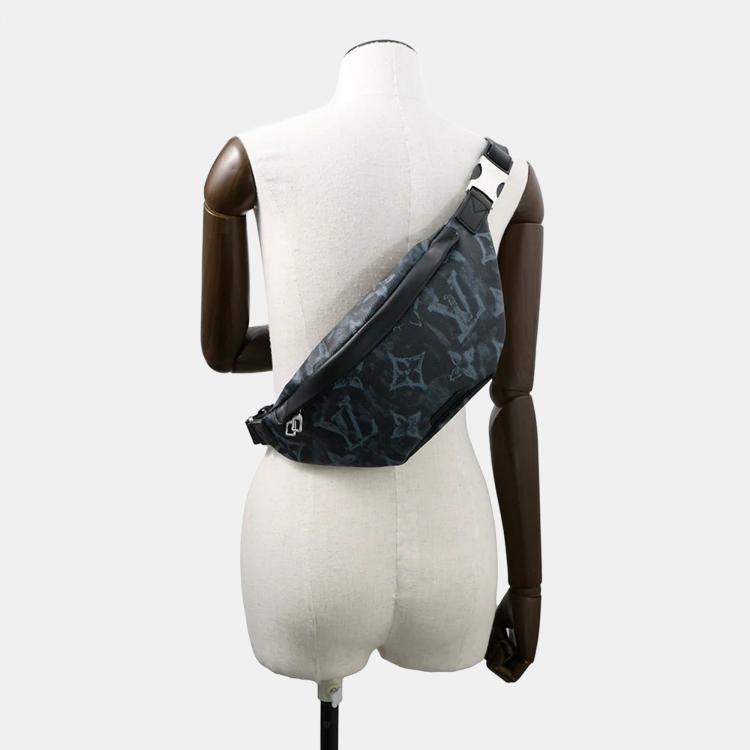 Pre Owned Louis Vuitton Discovery Bumbag Nm Noir Monogram / Pastel