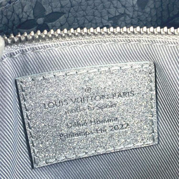 Pre Owned Louis Vuitton Damier Glitter Trio Pouch Nm Coin Case Shoulder Bag Leather/Taurillon Leather Silver