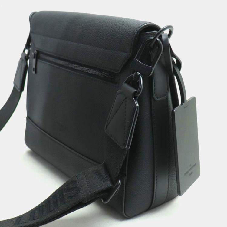 Pre Owned Louis Vuitton Take Off Shoulder Bag Black