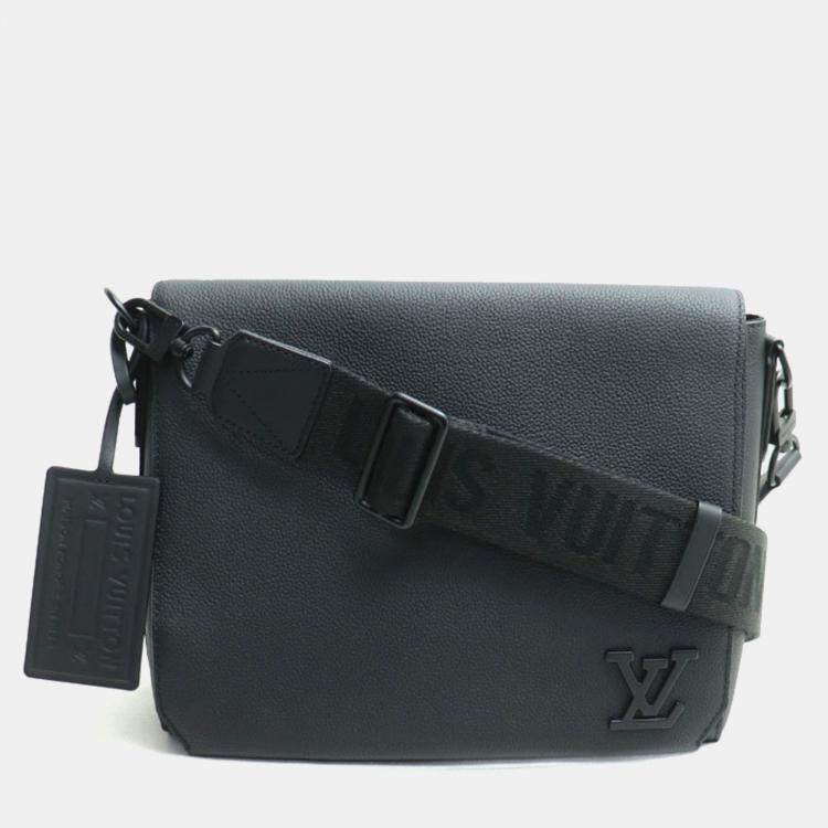 Pre Owned Louis Vuitton Take Off Shoulder Bag Black