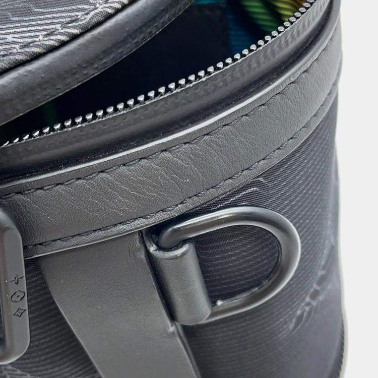 Pre Owned Louis Vuitton 2054 Ii Expandable Polochon Black Nylon Leather Bag