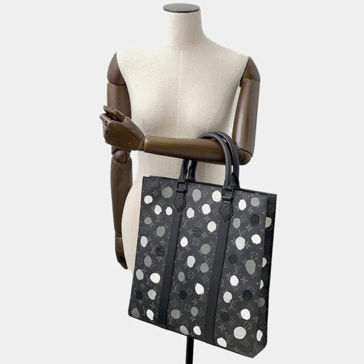 Pre Owned Louis Vuitton Lv × Yk Sac Plat Noir Monogram Eclipse Painted Dot