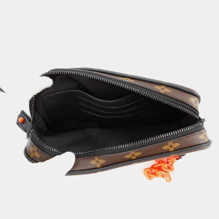 Pre Owned Louis Vuitton Pochette Volga Noir Monogram / Solar Powered Ray