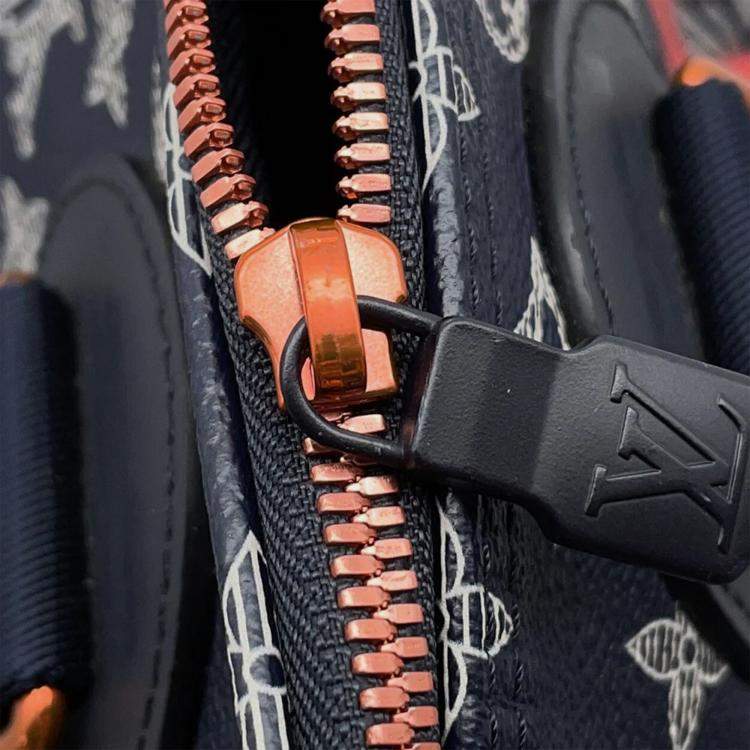 Pre Owned Louis Vuitton Speedy Bandouliere Navy Monogram Ink Size 40