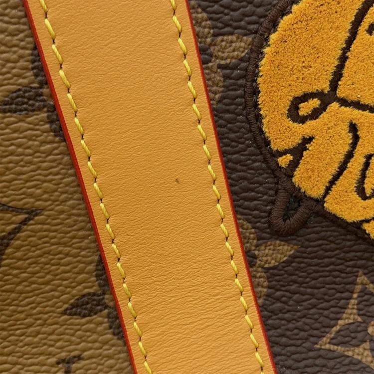 Pre Owned Louis Vuitton Randonnee Messenger Nigocollaboration Marron/Noir Monogram Stripe