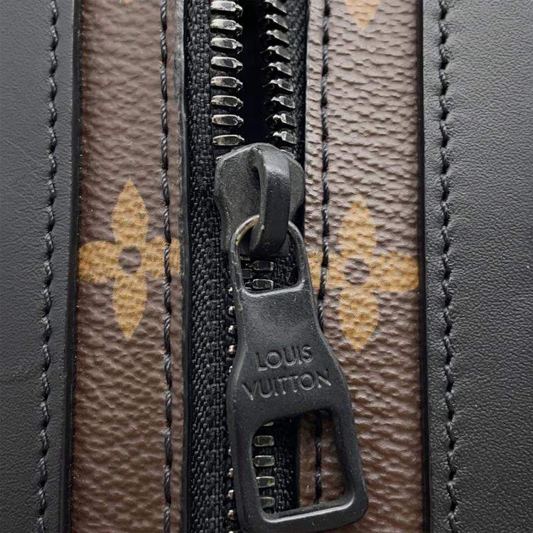 Pre Owned Louis Vuitton Vertical Soft Trunk Noir Monogram / Toughtage