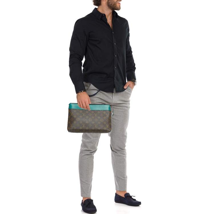 مملوكة مسبقًا Louis Vuitton Borneo Monogram Canvas Pochette Voyage Souple