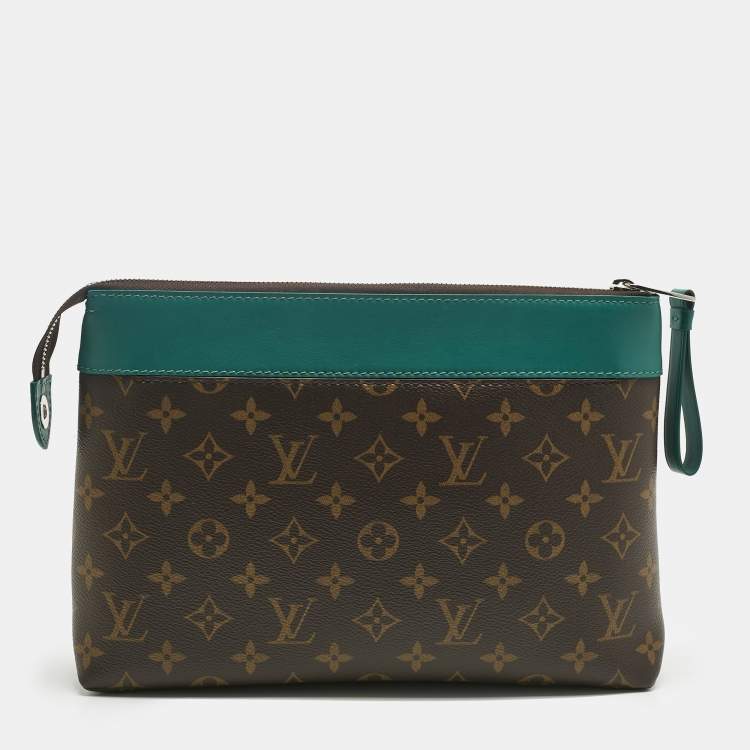 مملوكة مسبقًا Louis Vuitton Borneo Monogram Canvas Pochette Voyage Souple