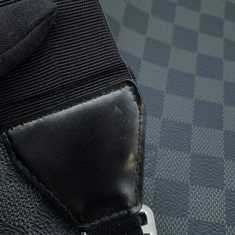 Pre Owned Louis Vuitton Josh Noir Damier Graphite