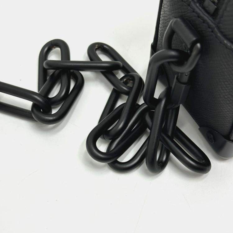 Pre Owned Louis Vuitton M30351 Taiga Mini Soft Trunk Shoulder Bag In Leather Black