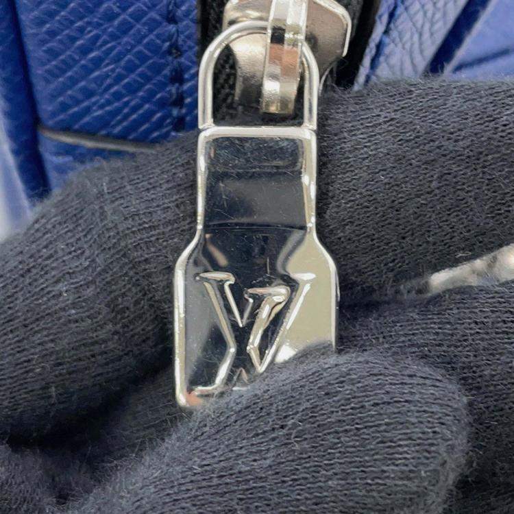 Pre Owned Louis Vuitton Outdoor Messenger Taigarama PM Cobalt Taiga Leather Monogram Canvas Messenger Bag