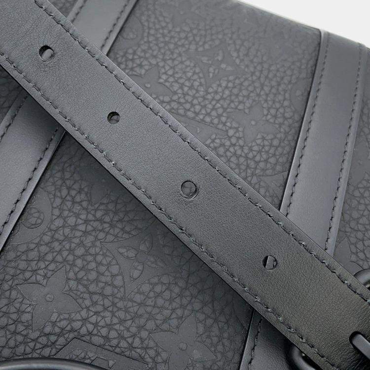 مملوكة مسبقًا Louis Vuitton Sac Plat Black Taurillon Monogram Leather Tote Bag