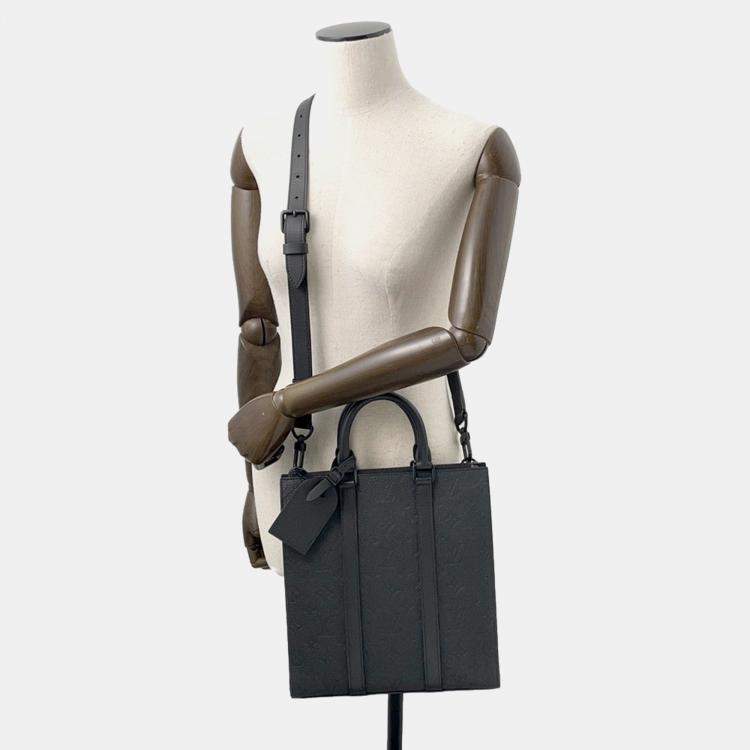 مملوكة مسبقًا Louis Vuitton Sac Plat Black Taurillon Monogram Leather Tote Bag