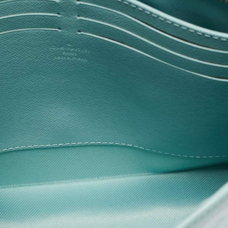 Pre Owned Louis Vuitton Monogram Aquagarden Canvas Pochette Voyage MM