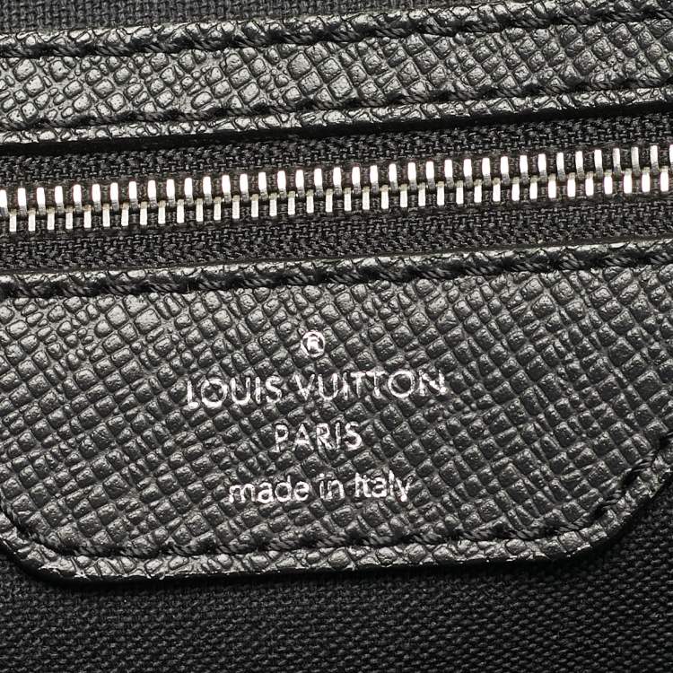 Pre Owned Louis Vuitton Black Taiga Leather Alexander Briefcase 