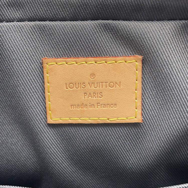 Pre Owned Louis Vuitton Trio Messenger Gray Damier Salt