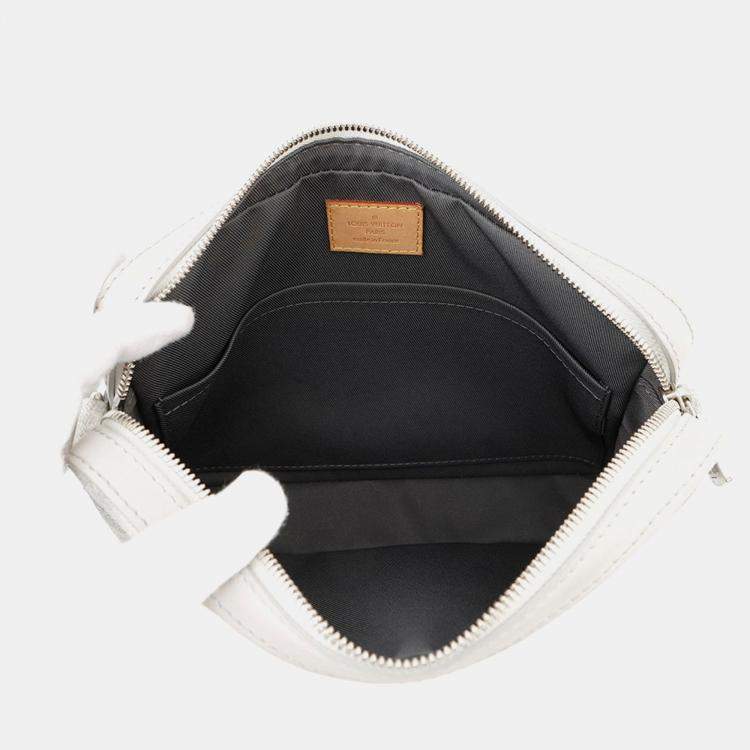 Pre Owned Louis Vuitton Trio Messenger Gray Damier Salt