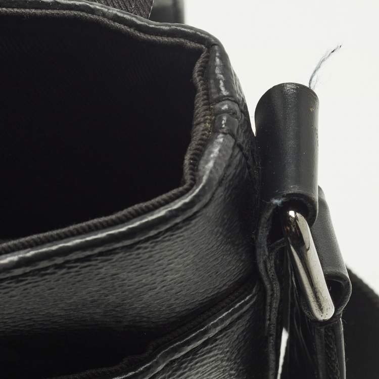 Pre Owned Louis Vuitton District PM Monogram Eclipse Canvas Messenger Bag