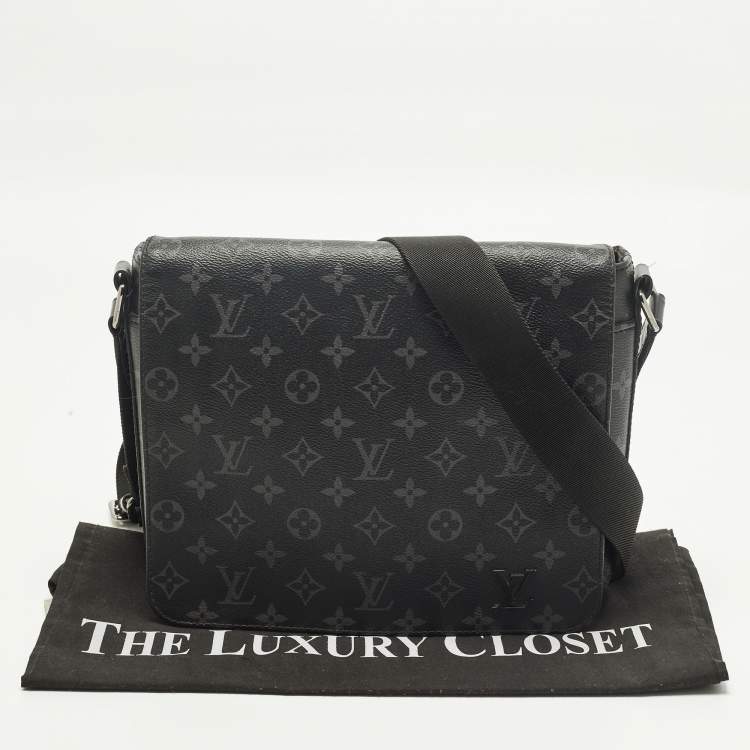 Pre Owned Louis Vuitton District PM Monogram Eclipse Canvas Messenger Bag