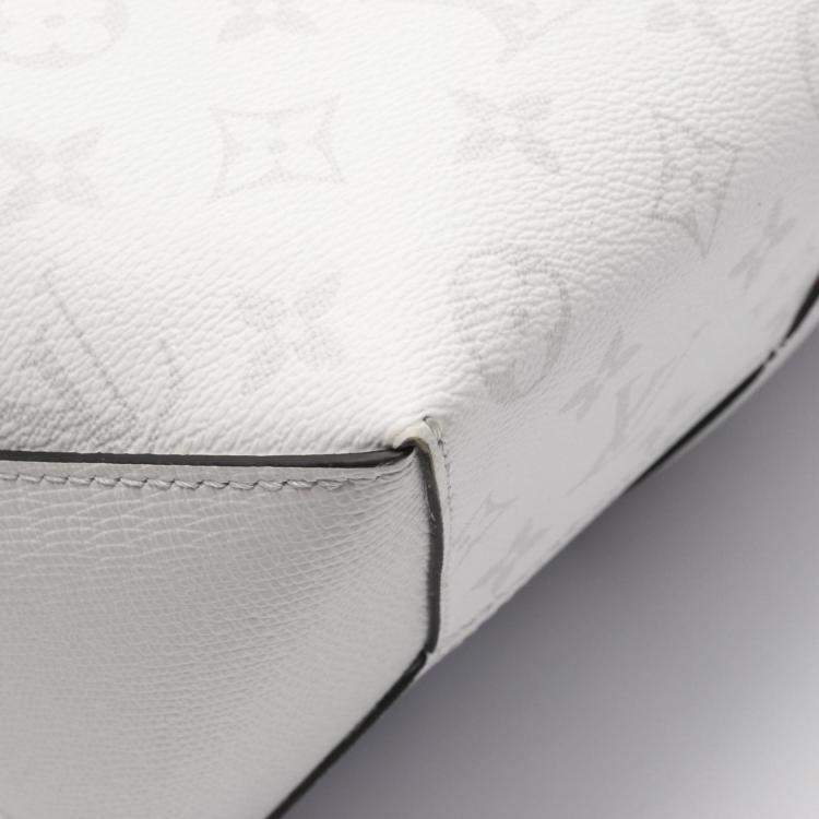 Pre Owned Louis Vuitton Weekend Tote Nm Coated Canvas And Leather Taiga Rama Bag White