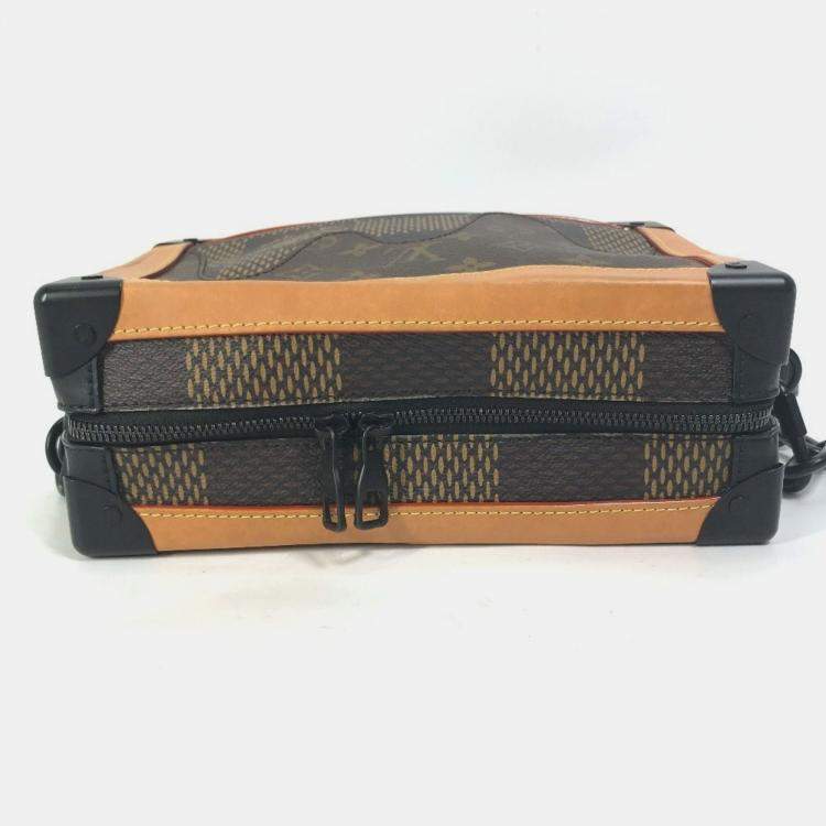 Pre Owned Louis Vuitton Damier Giant Nigo Collaboration Soft Trunk Pochette Shoulder Bag In Canvas Brown