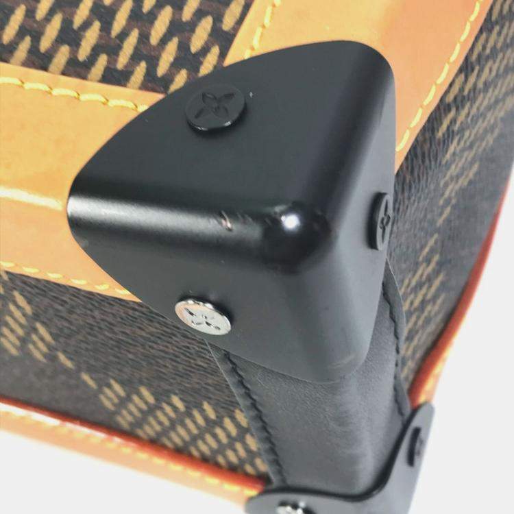 Pre Owned Louis Vuitton Damier Giant Nigo Collaboration Soft Trunk Pochette Shoulder Bag In Canvas Brown