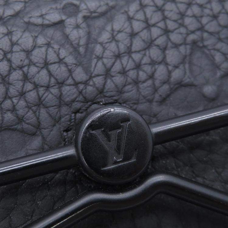 Pre Owned Louis Vuitton Steamer Wearable Wallet Noir Monogram Taurillon