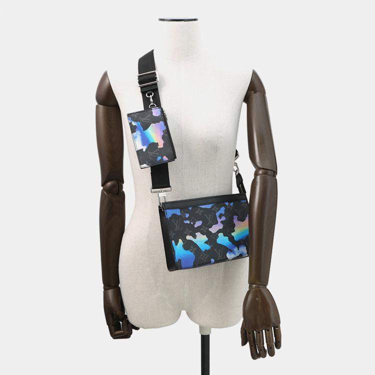 مملوكة مسبقًا Louis Vuitton Gaston Wearable Wallet Noir Monogram Eclipse