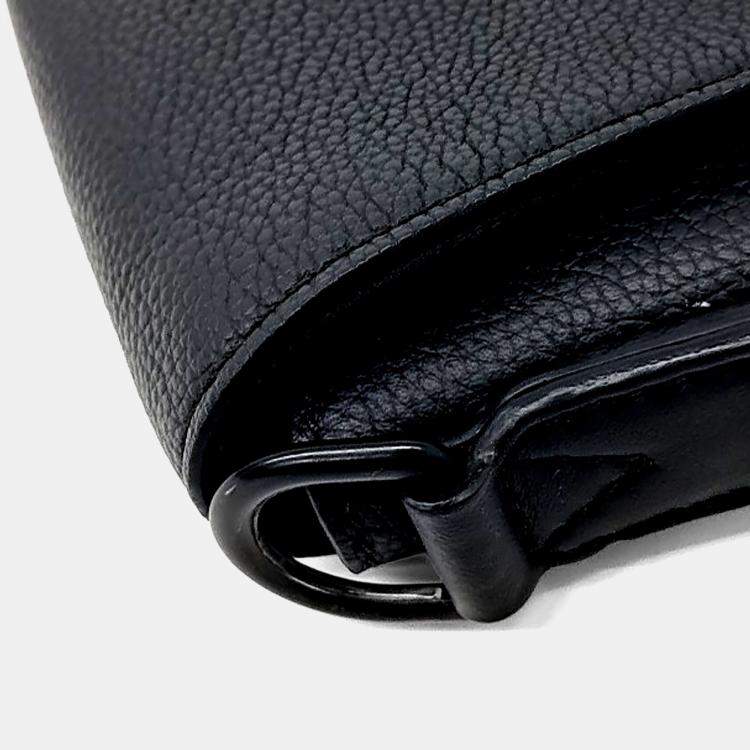 Pre Owned Louis Vuitton Black Leather Aerogram Messenger Bag