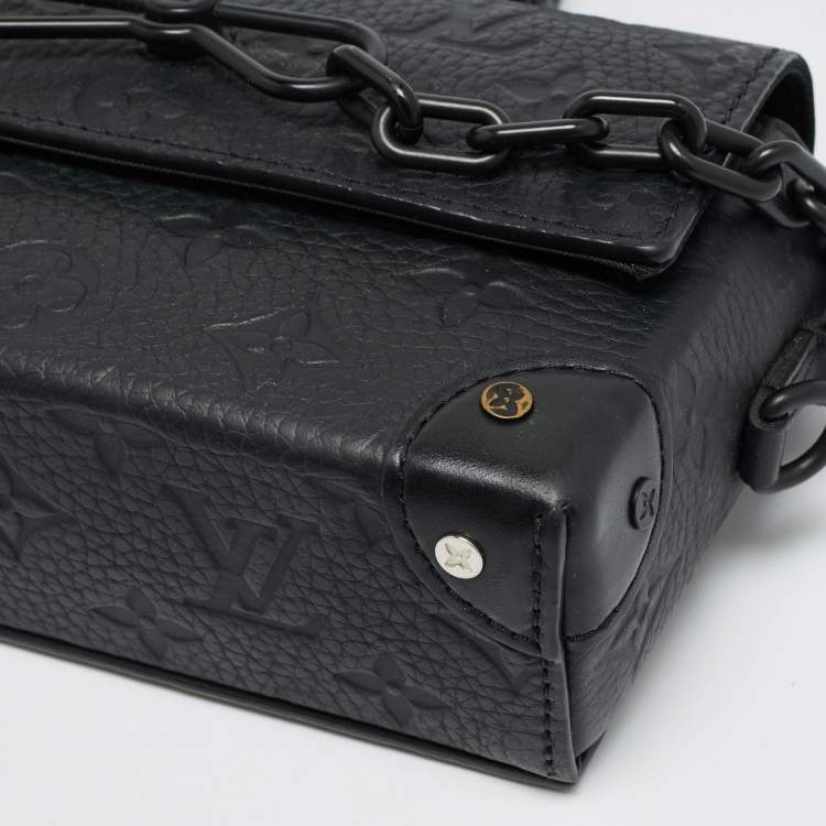 مملوكة مسبقًا Louis Vuitton Steamer Black Monogram Taurillon Leather Wearable Wallet