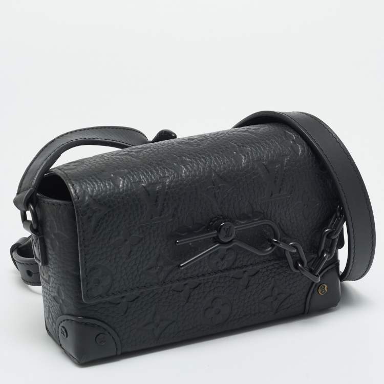 مملوكة مسبقًا Louis Vuitton Steamer Black Monogram Taurillon Leather Wearable Wallet