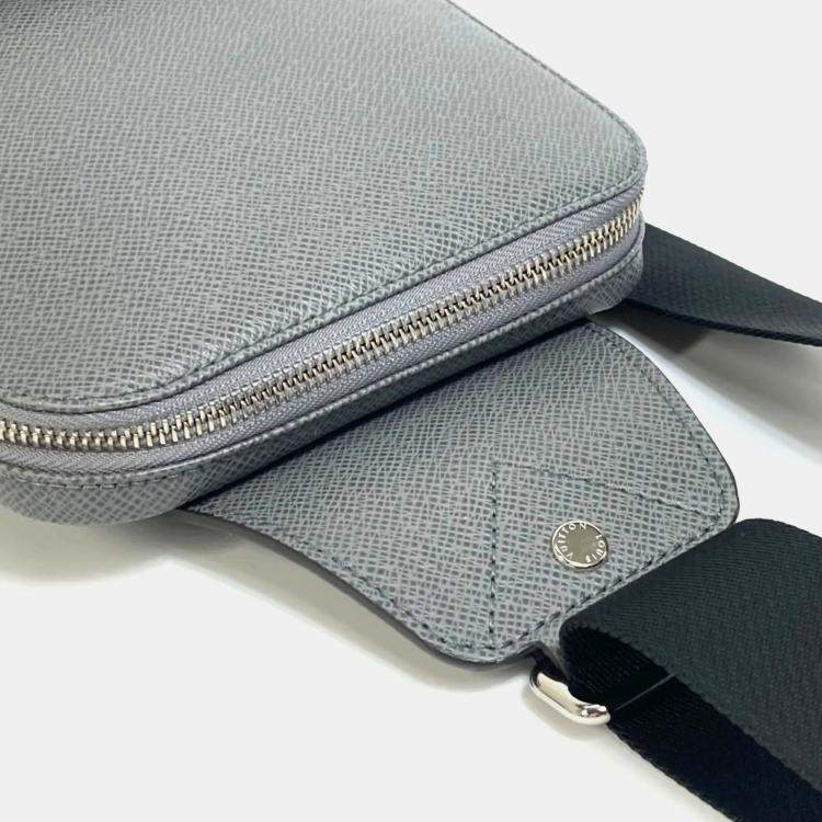 Pre Owned Louis Vuitton Taiga Avenue Backpack Shoulder Bag In Leather Green/Grey