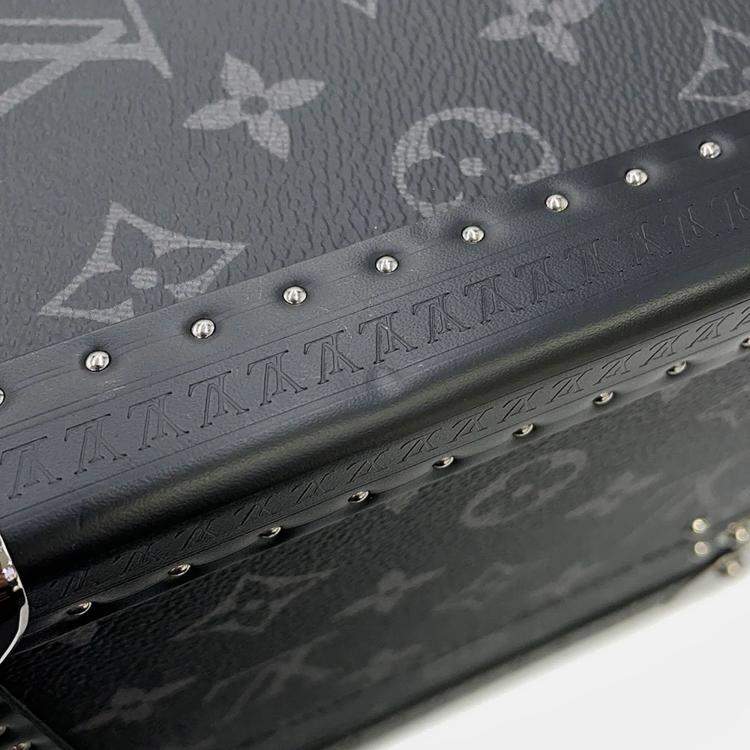 Pre Owned Louis Vuitton Coffret Accessoires Noir Monogram Eclipse