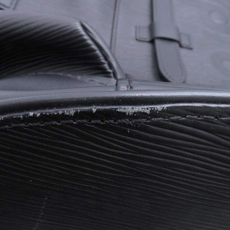 Pre Owned Louis Vuitton Christopher Noir Epi Leather Supreme Size Pm