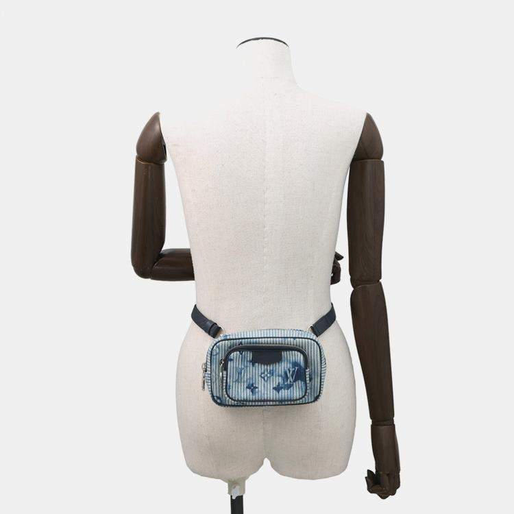 Pre Owned Louis Vuitton Outdoor Pochette Blue/Navy Watercolor Monogram