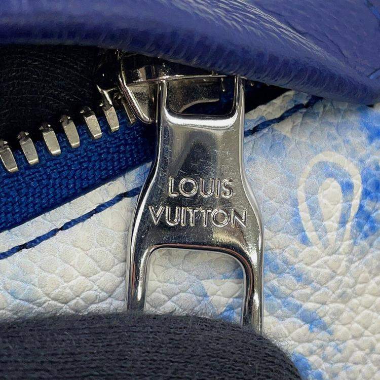 Pre Owned Louis Vuitton Discovery Bumbag Blue Monogram Bandana Size Pm