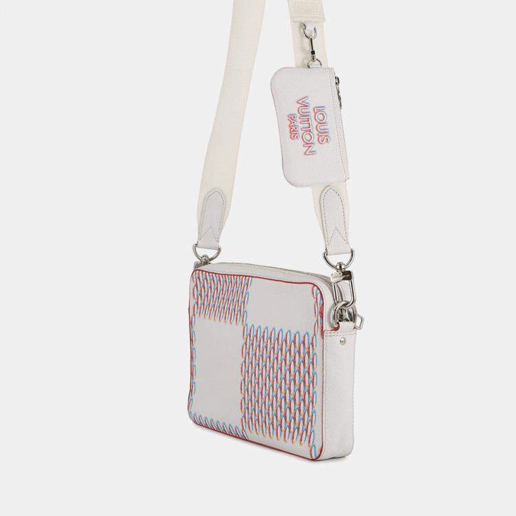 Pre Owned Louis Vuitton Trio Messenger White Damier Giant Spray