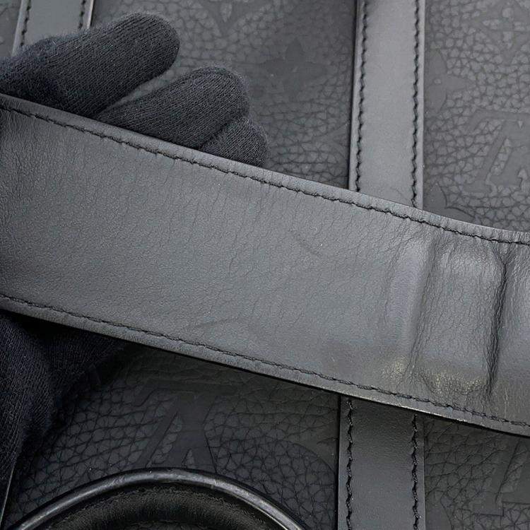 مملوكة مسبقًا Louis Vuitton Sac Plat Black Monogram Taurillon